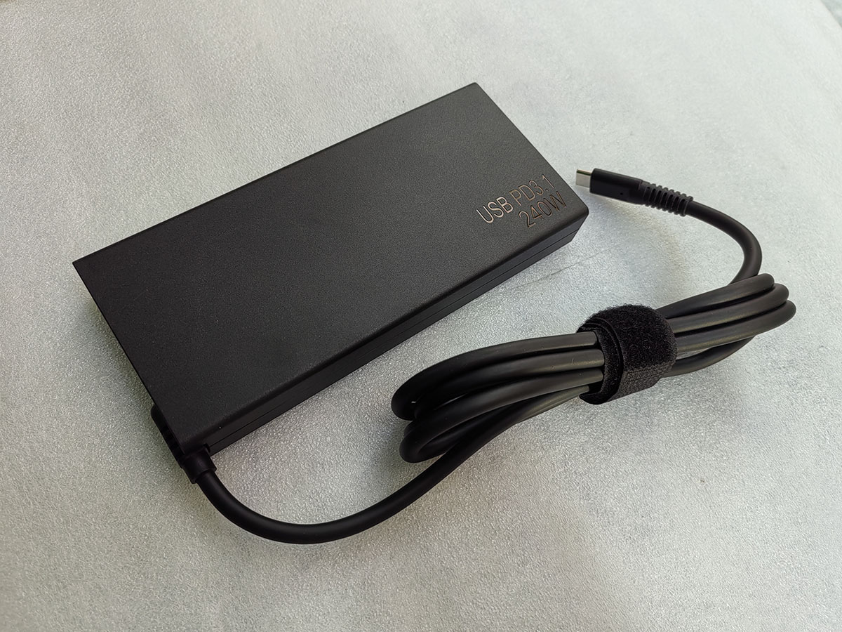 NEW OEM ADP-240KB BA Delta 240 - Pc Gaming High End recensie en prijs
